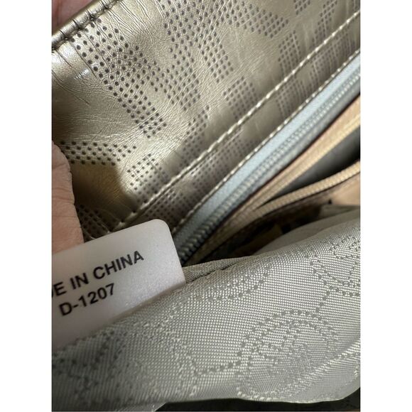 Michael Kors mirror style logo  Jet Set Bag See Description - Picture 14 of 16